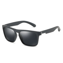 Load image into Gallery viewer, BARCUR Men's Polarized Driving Sunglasses