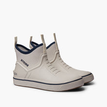 Load image into Gallery viewer, Bigeye Boot
